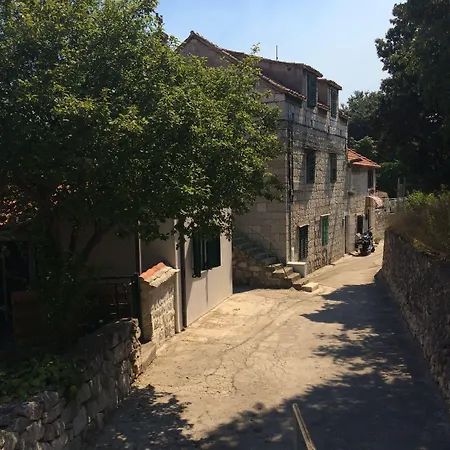 Гостевой дом Deluxe Tramonto Сплит