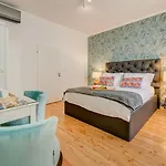 Deluxe Tramonto 4*