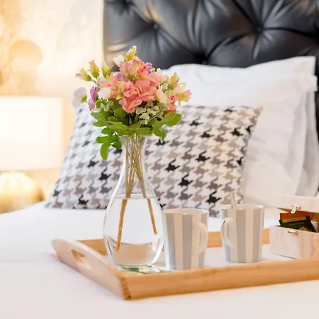 Deluxe Tramonto 招待所 4*