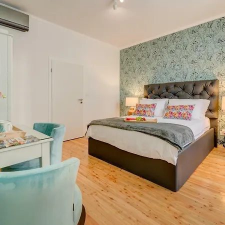Pensión Deluxe Tramonto 4*