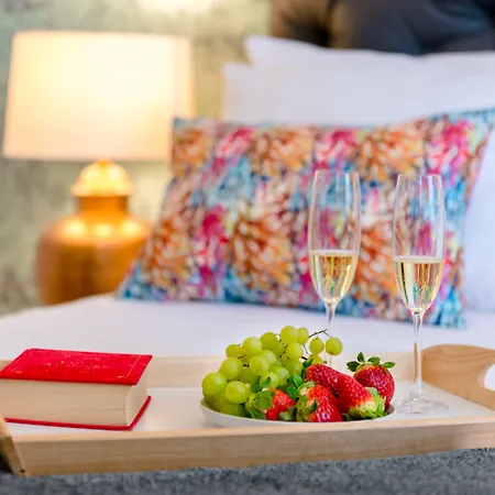 Deluxe Tramonto Guest house 4*